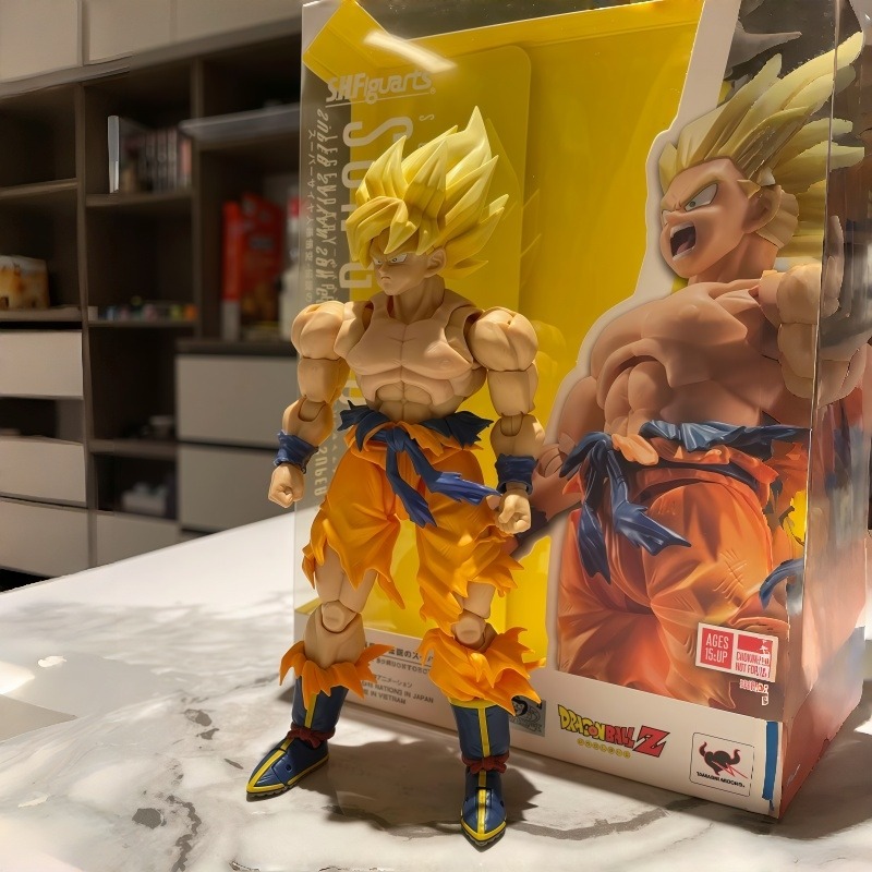 Figura de acción articulada or - Model Kit Vegeta reseña y precio