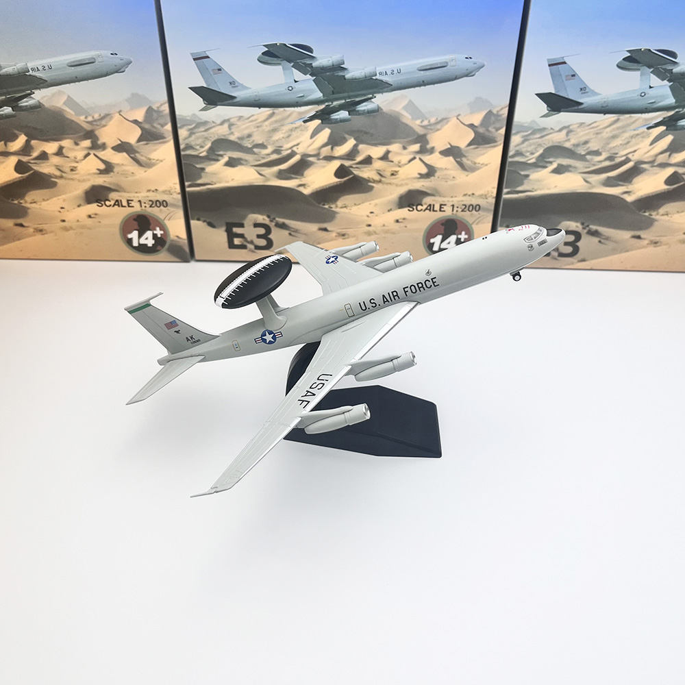Modelo de Avión E-3 Sentry AWA - Model Kit Planes reseña y precio