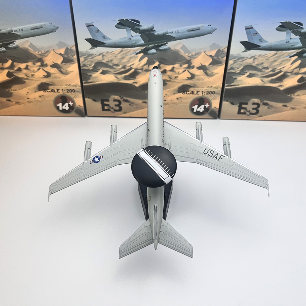 Modelo de Avión E-3 Sentry AWA - Model Kit Planes reseña y precio
