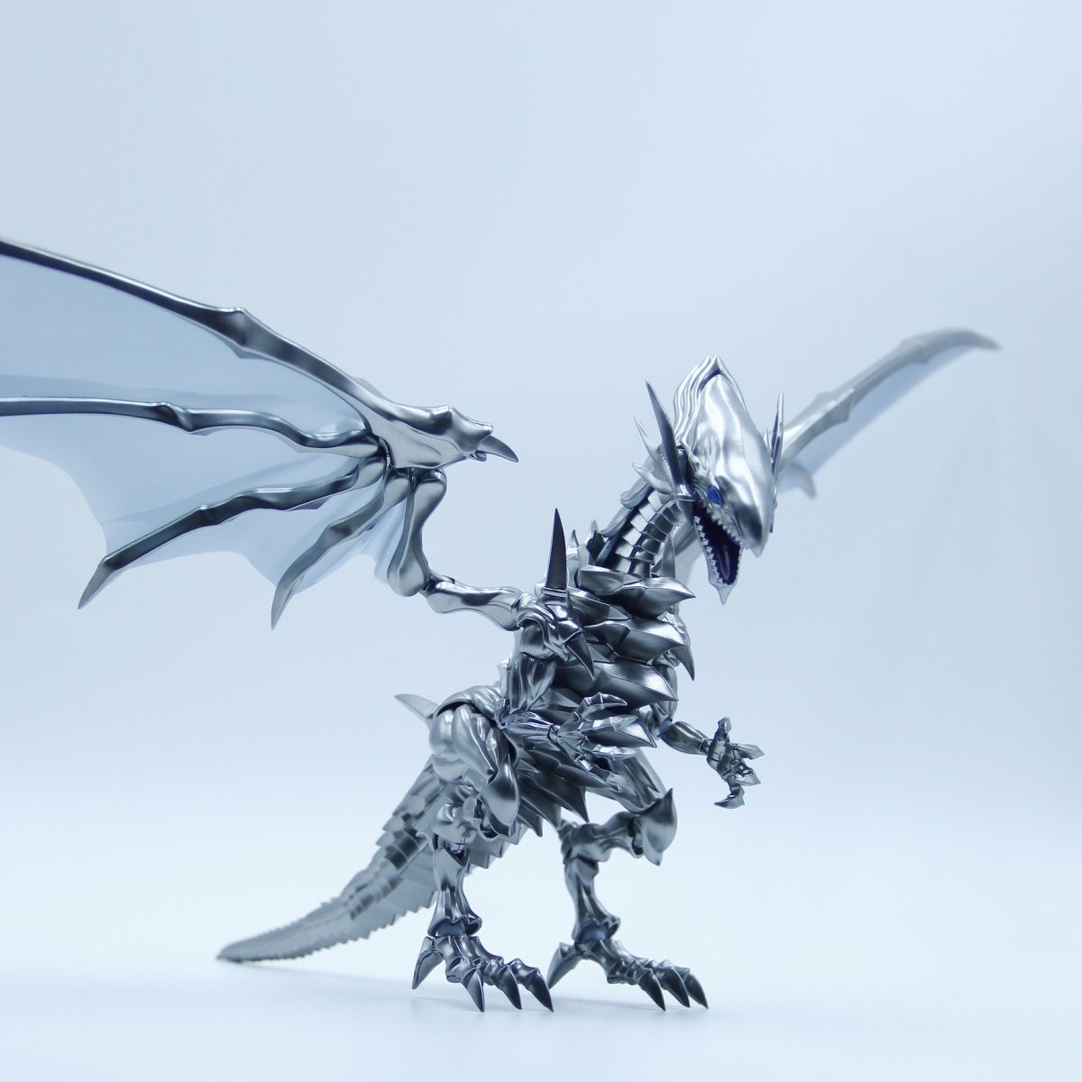 En Stock HMGY modelo ojos azul - Model Kit Exodia reseña y precio